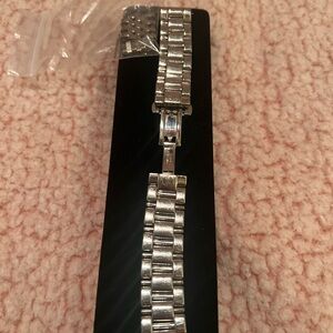 deco women’s watch band with extender.